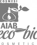Das grau-weiße Logo für AIAB Eco Bio Cosmetics mit einem stilisierten Parfümflaschen-Symbol und einem Blatt, welches ökologische Standards für Kosmetikprodukte repräsentiert.