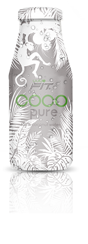 Glasflasche Fit Coco Pure 100% Kokoswasser mit einem grauen Etikett, das ein Palmenblatt- und Affenmuster zeigt.