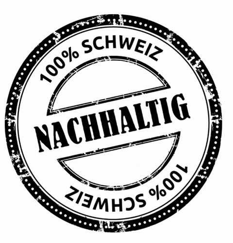 Ein runder, schwarz-weißer Stempel in gebrauchter Optik mit dem Wort „NACHHALTIG“ im Zentrum und dem bogenförmigen Schriftzug „100% SCHWEIZ“ am oberen und unteren Rand.
