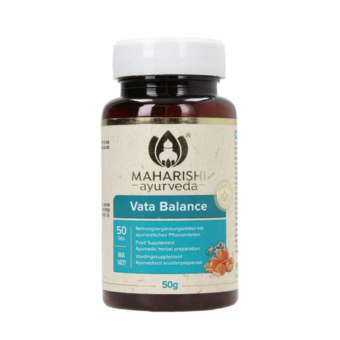Eine Braunglasflasche mit weißem Deckel und cremefarbenem Etikett für das Nahrungsergänzungsmittel Maharishi Ayurveda „Vata Balance“, enthaltend 50 Tabletten.